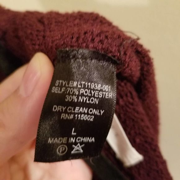 Lush Maroon large L tunic sweater pullover knit - Picture 2 of 7